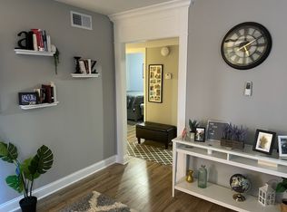 933 Wilmette Ter, Lake Zurich, IL 60047