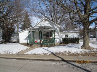 196 E Clinton St, Danville, IN 46122