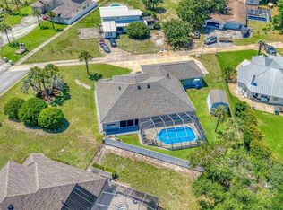 2005 Riviera Ln S, Navarre, FL 32566