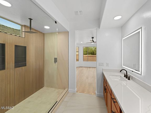 2nd image of 11964 N Raphael Way