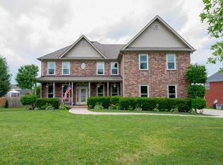 1086 Kacie Dr, Pleasant View, TN 37146