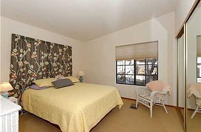 4th image of 8870 Villa La Jolla Dr Unit 309