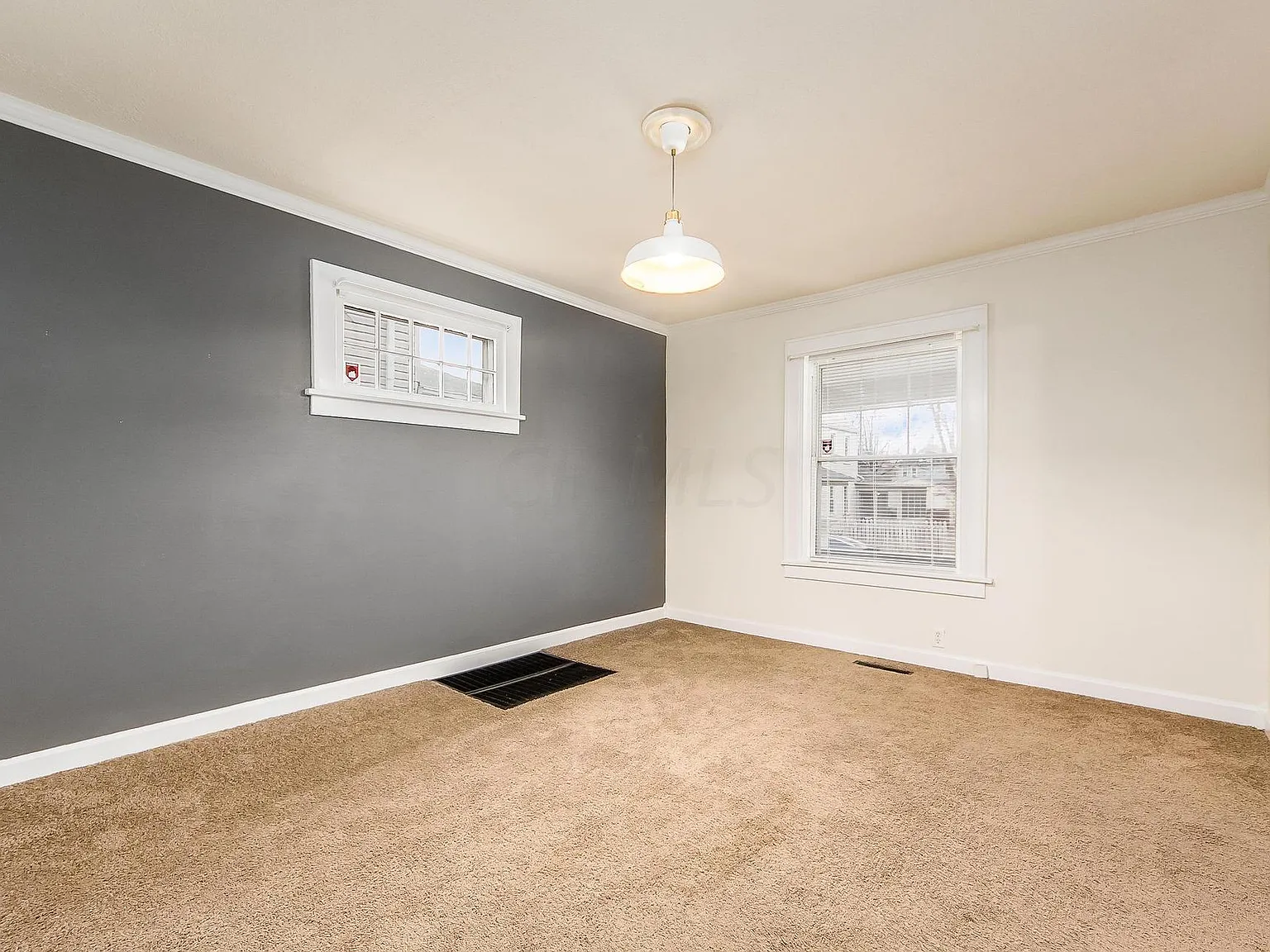 743 Ann St — Photo 3
