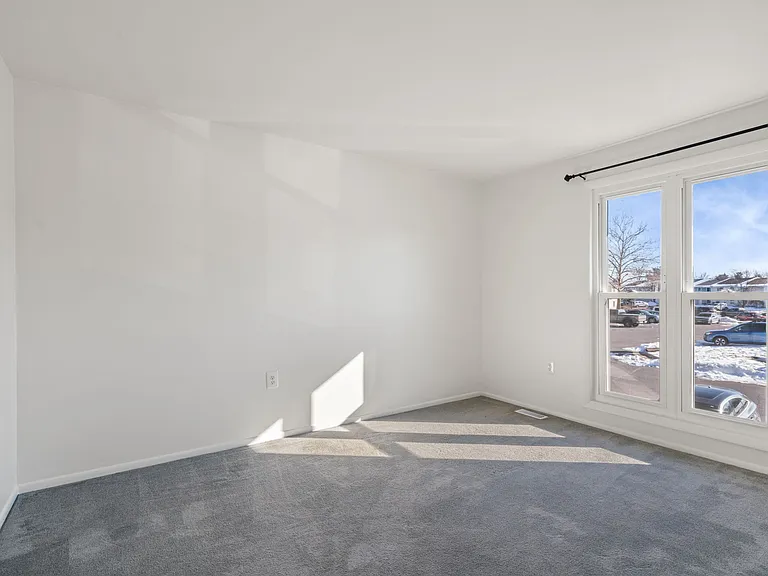 30 Carolina Ct — Photo 19