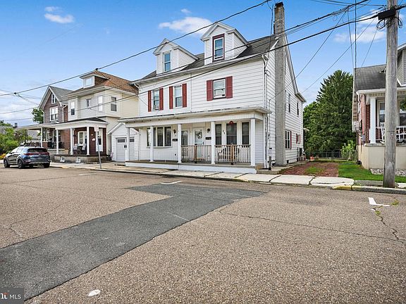 4th image of 31 S Stanton St
