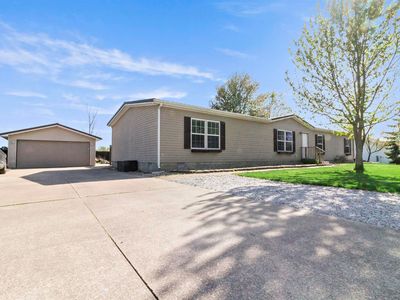 875 W Indiana Ave, Upland, IN, 46989