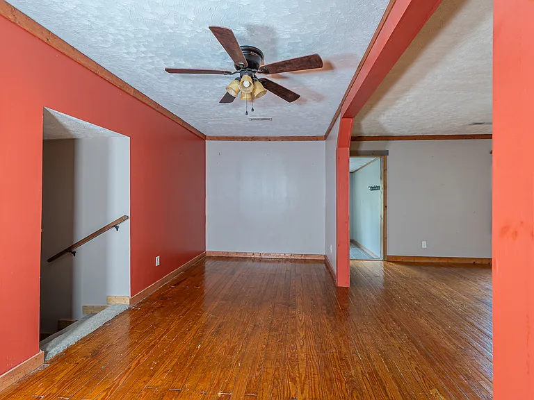 460 Lansing Edmond Rd — Photo 17