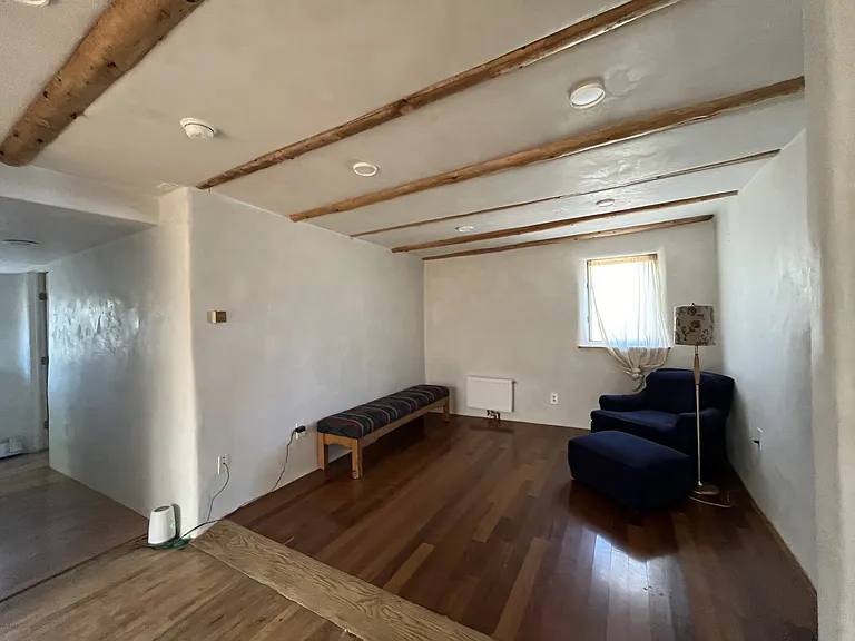 223 Ranchitos Rd — Photo 15