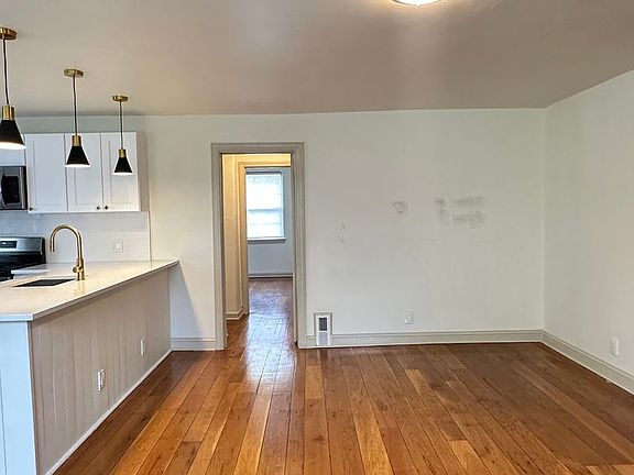 4th image of 2901 Wood Pipe Ln APT C