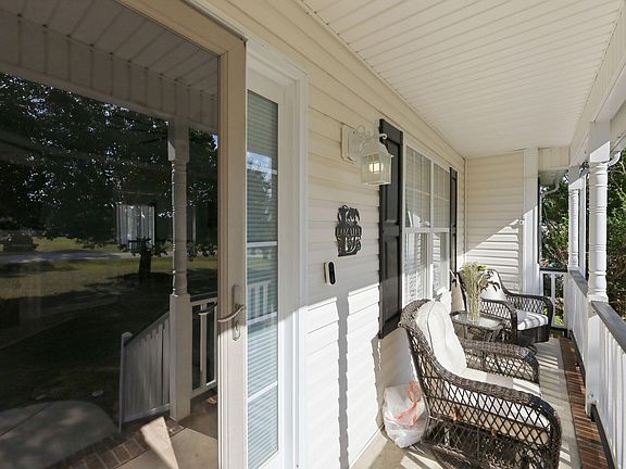 5th image of 1047 Smith Rd