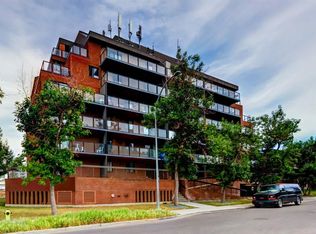 1900 W 25a St SW #502, Calgary, AB T3E 1Y5