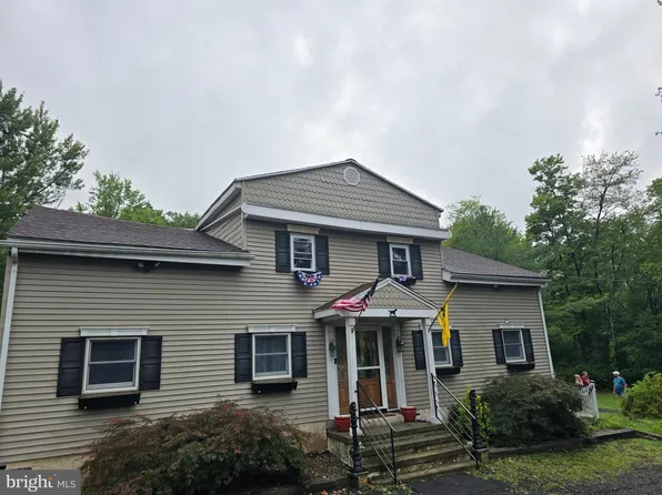 1115 County Line Rd, Chalfont, PA 18914