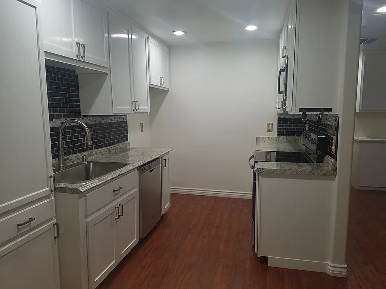 3404 Lockwood Ct #1 — Photo 2
