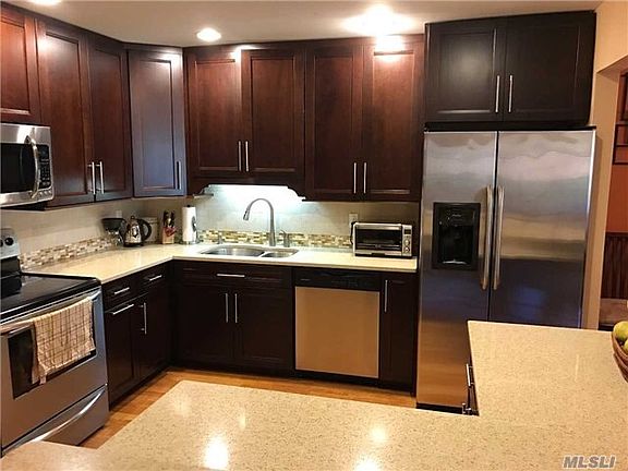 3rd image of 13-38 Bell Blvd #2