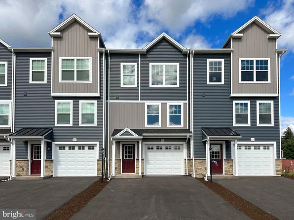 115 Dolomite Dr, Pt Matilda, PA 16870