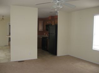 25199 Balfour St #B199, Woodhaven, MI 48183