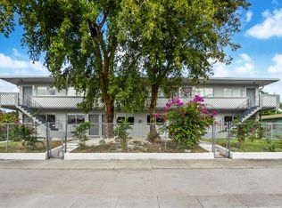 1001 NE 80th St APT 4, Miami, FL 33138