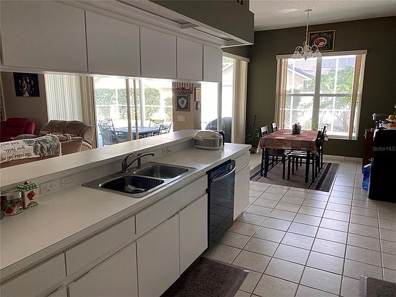 5th image of 2342 Timbergrove Dr
