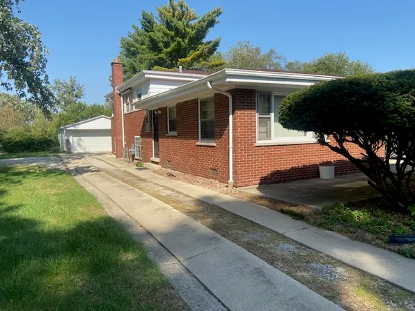 185 E Calumet Blvd, Harvey, IL 60426