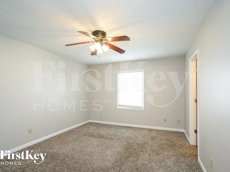 221 Westridge Blvd — Photo 8