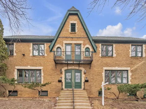 3566 North Frederick AVENUE, Shorewood, WI 53211