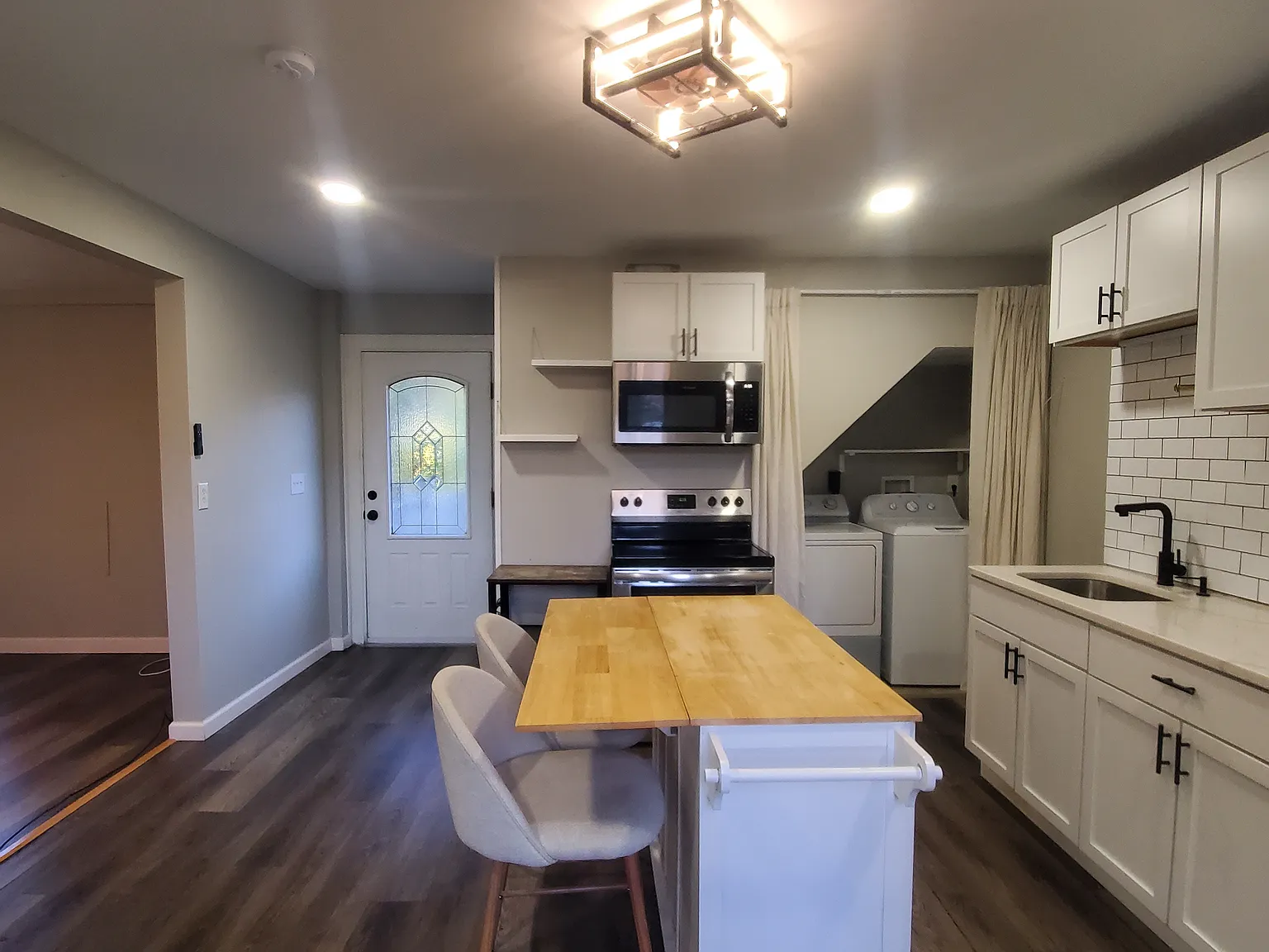 2 bed, 800 sqft, $1,250 — Photo 3