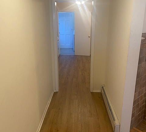 5th image of 1-33 Merritt Ave #1