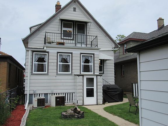 3rd image of 3807 E Underwood Ave #3807A
