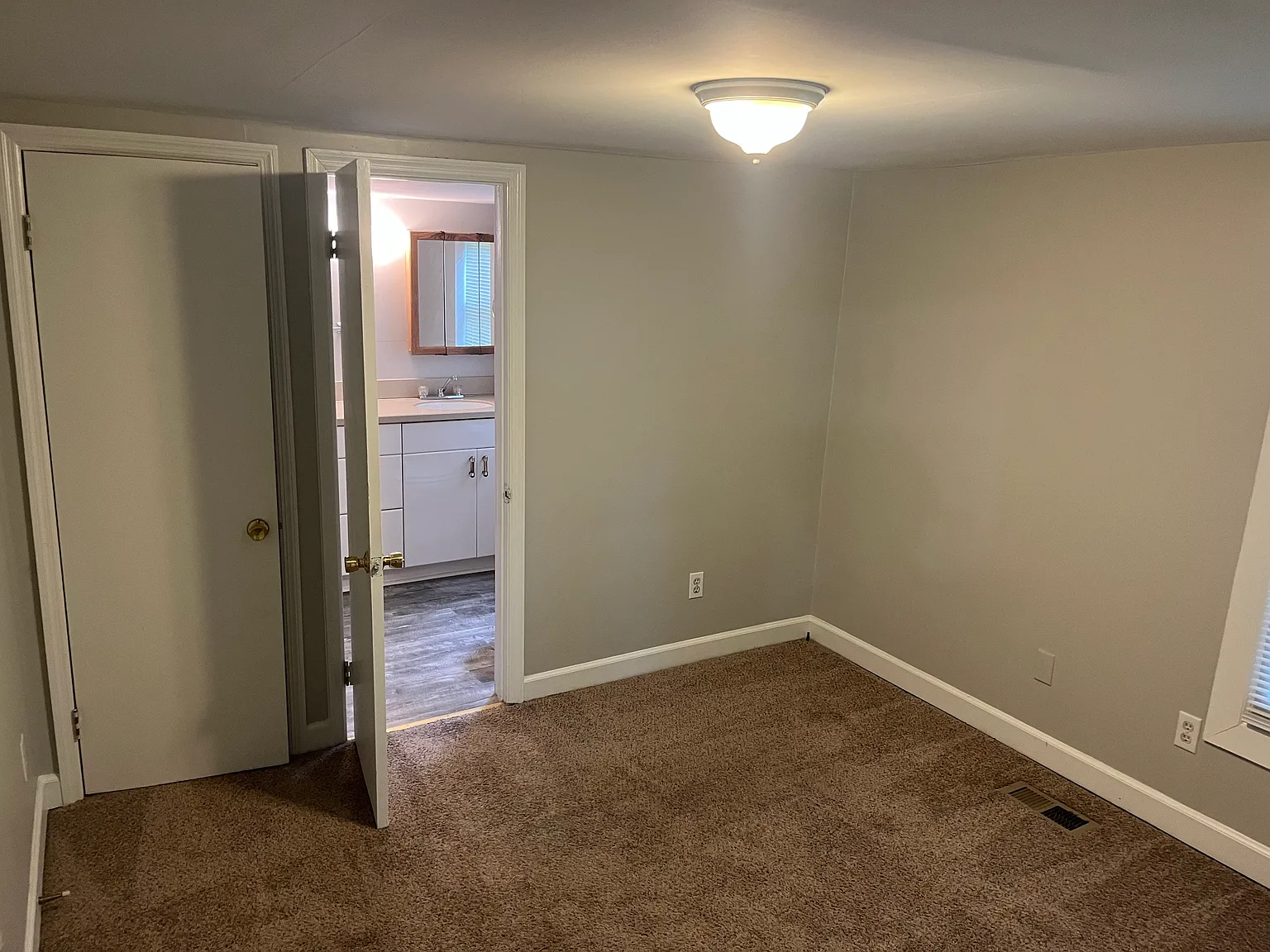 2 bed, $1,245 — Photo 4