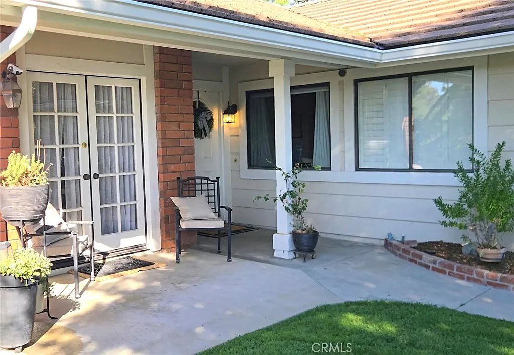 3 bed, 1336 sqft, $4,500 — Photo 4