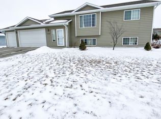 2245 Bluegill Ave, Brookings, SD 57006