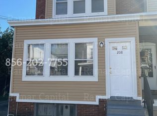 208 Cedar Ave, Woodlynne, NJ 08107