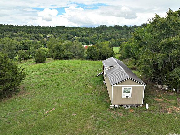 4th image of 147 Peta Ln