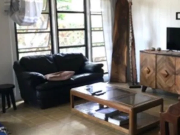 209 Kaumakani St, Honolulu, HI 96825
