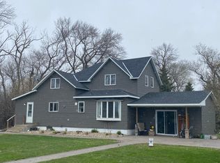 5300 120th Ave SW, Raymond, MN 56282