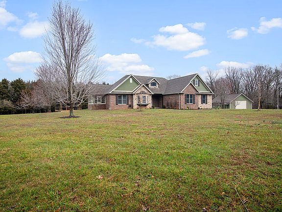 3rd image of 633 Shiloh Road