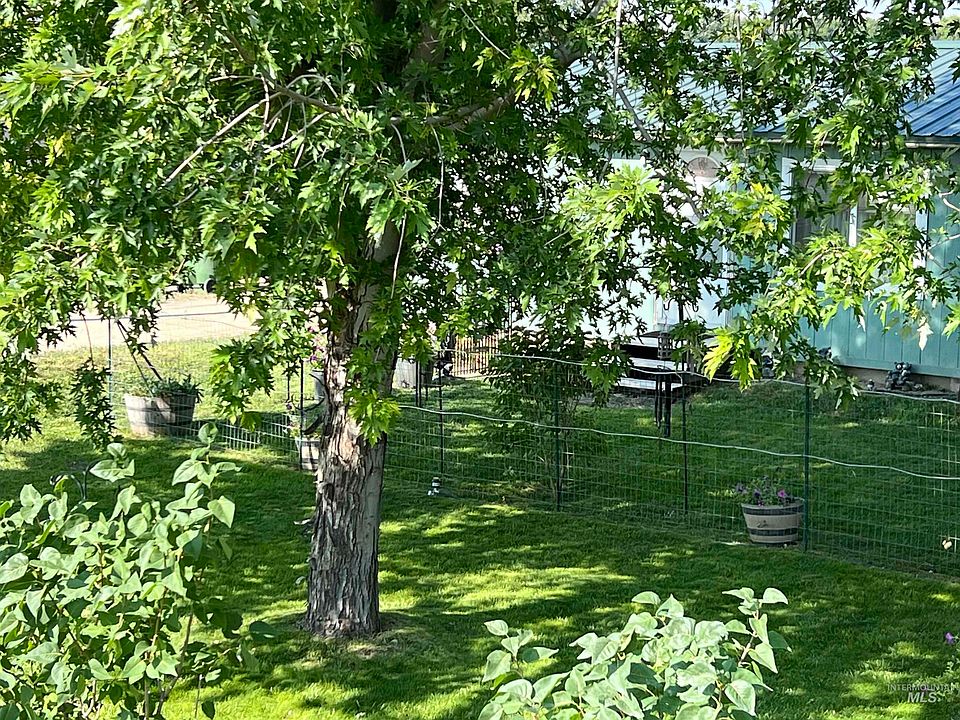1st image of 23743 Stephen Ln