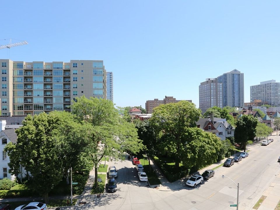 Neighborhood View
