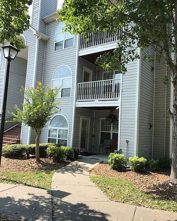 1st image of 721 Rivertree Ln