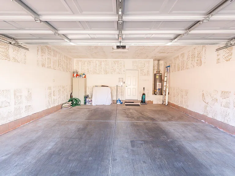 601 Desert Sage Ln — Photo 18