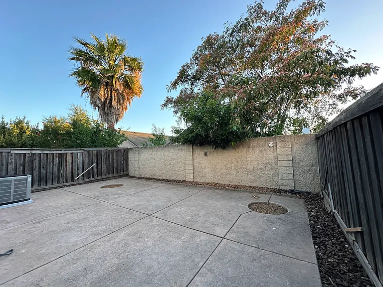 8252 Crystal Walk Cir — Photo 22