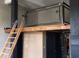 173 Border St #3, Boston, MA 02128