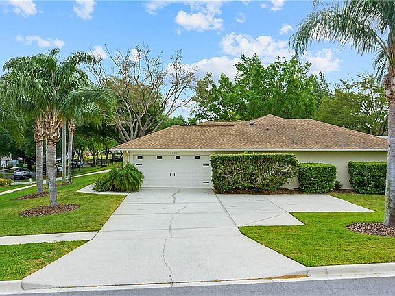 4th image of 11127 Lake Katherine Cir