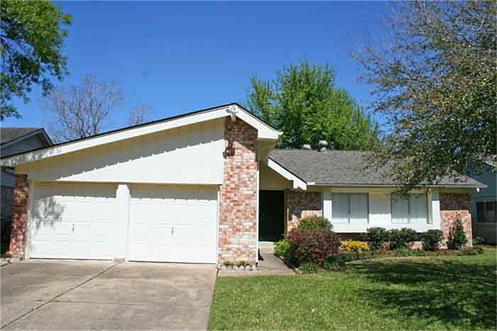 1st image of 16439 Cavendish Dr