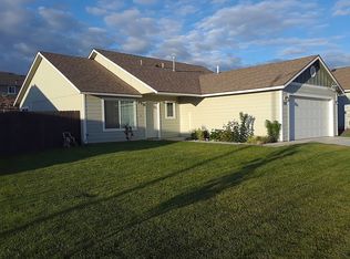 350 Sparrow Ave, Umatilla, OR 97882