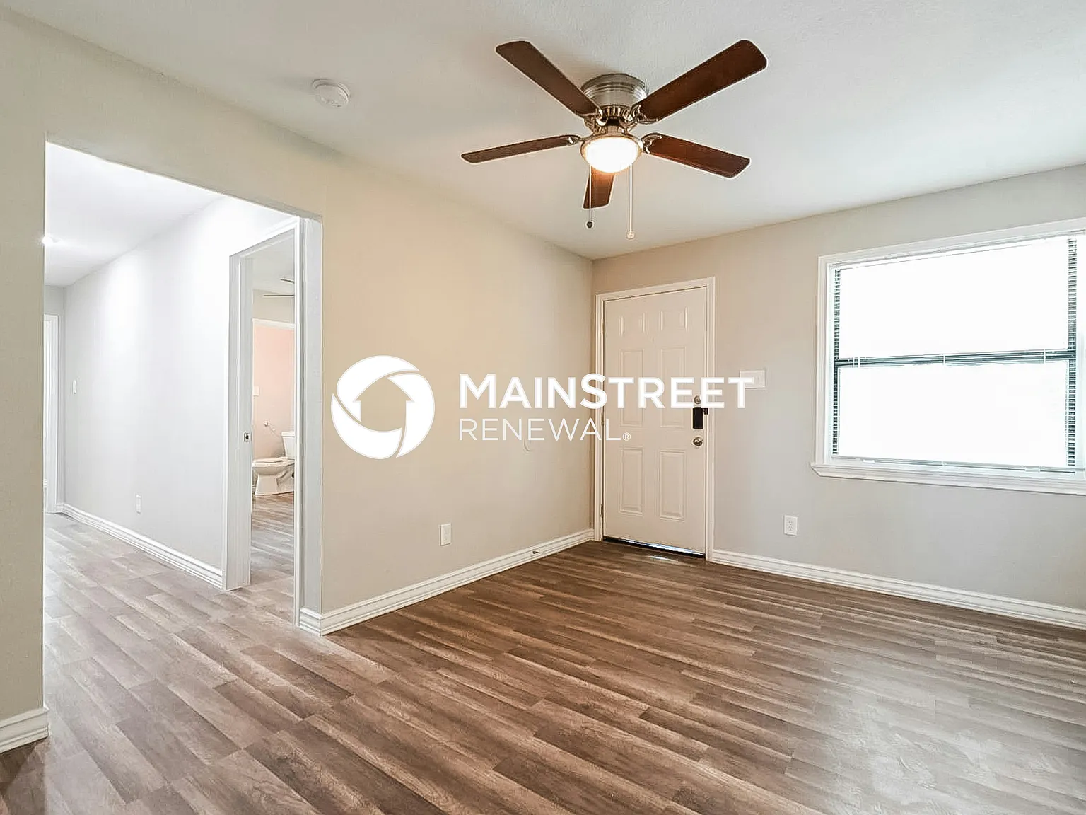 2403 El Capitan Dr — Photo 3
