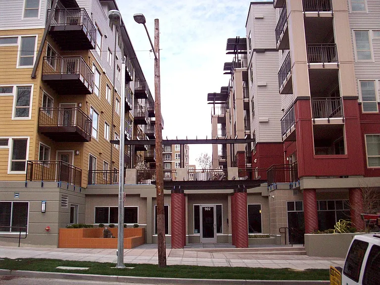 Trinity 43rd Apartments — Photo 46