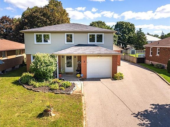 2nd image of 7 Martin Ave