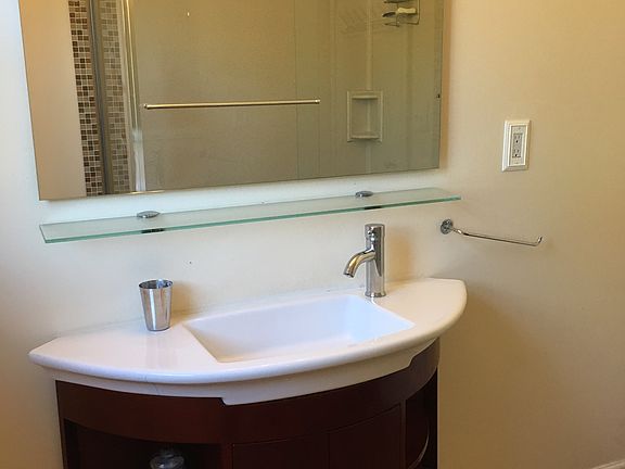 Main floor bath
