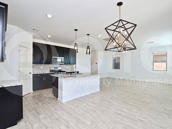 2nd image of 14363 W Valentine St